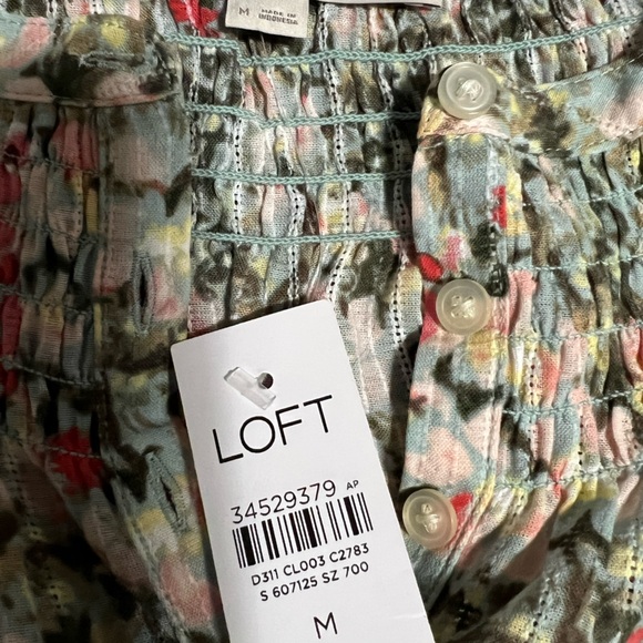 NWT LOFT|Floral Blouse|Size Medium - Picture 6 of 7